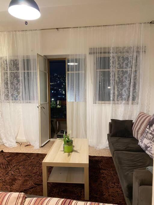 Appartement Homey Apt. With Beautiful View